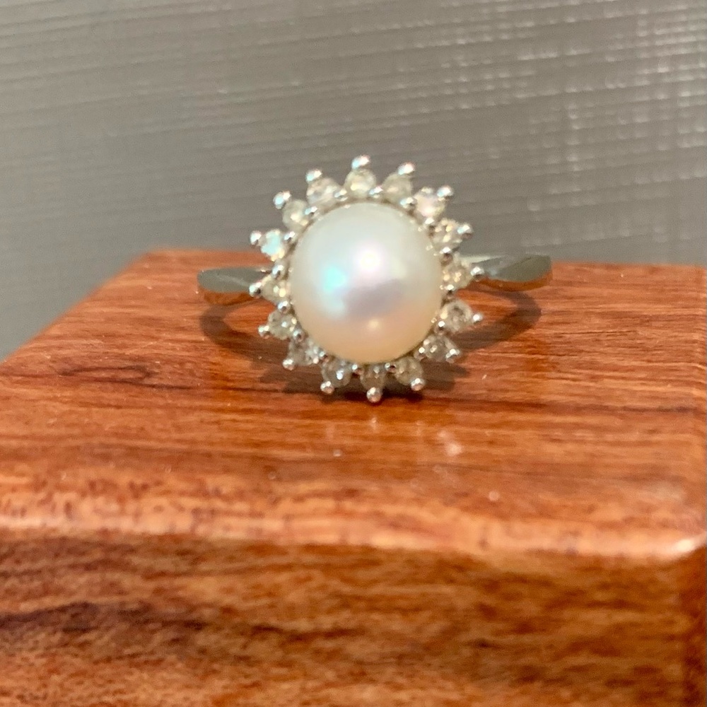 Lovely princess set pearl ring